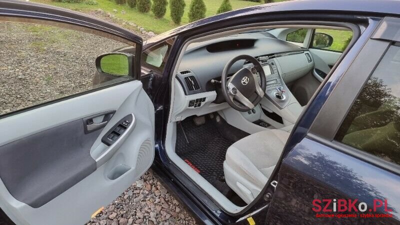 2012' Toyota Prius photo #1