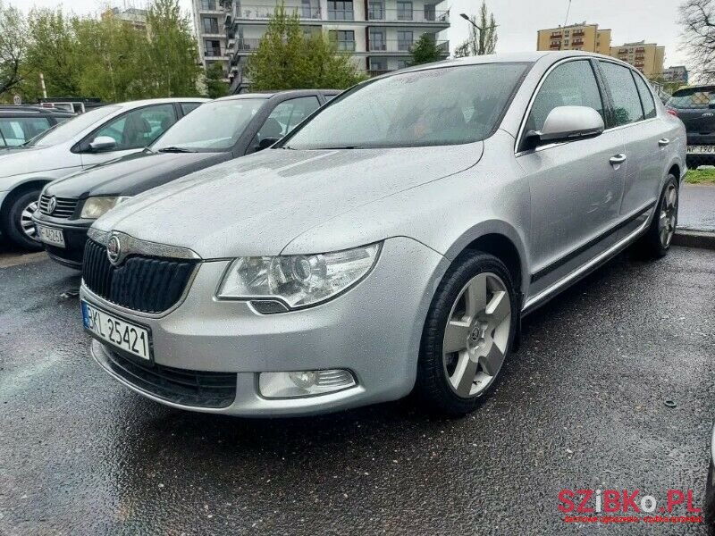 2009' Skoda Superb photo #1