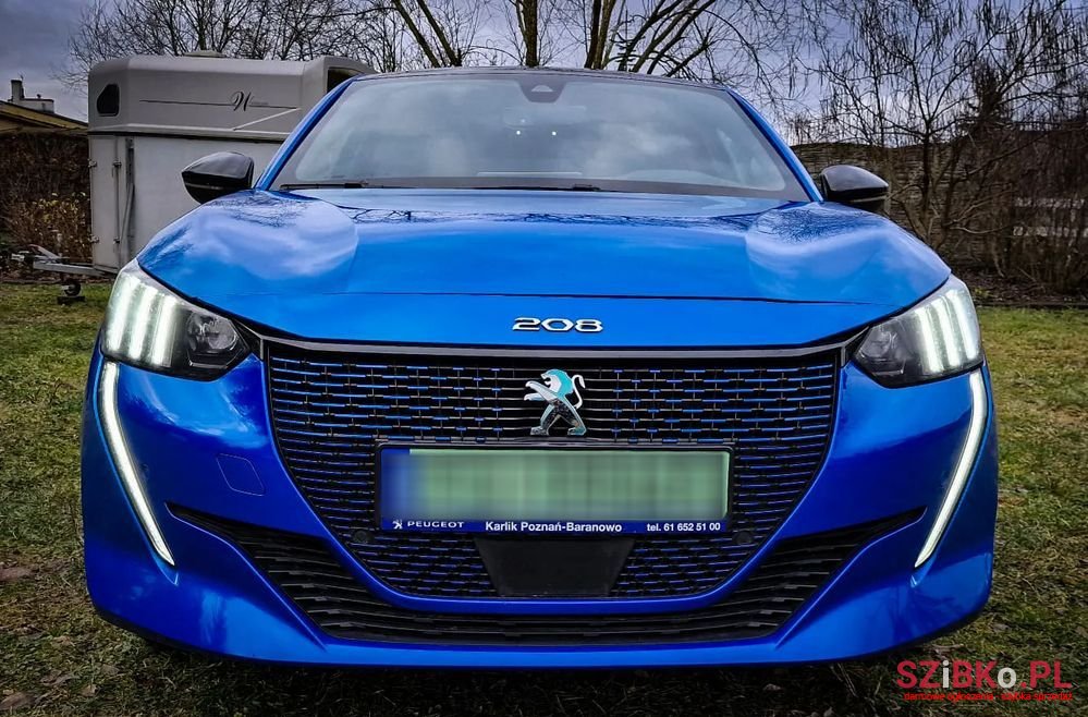 2020' Peugeot 208 E-208 Gt Line photo #2