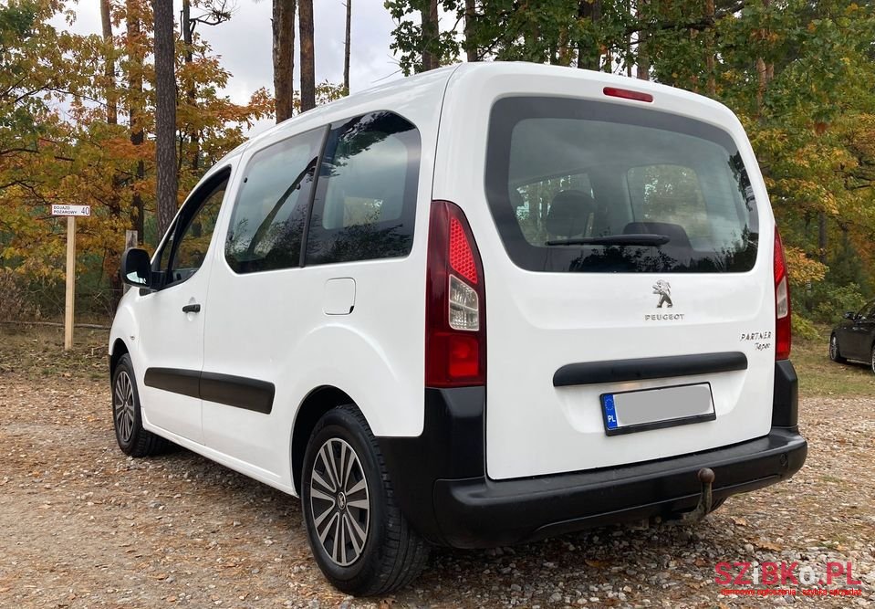 2015' Peugeot Partner photo #3