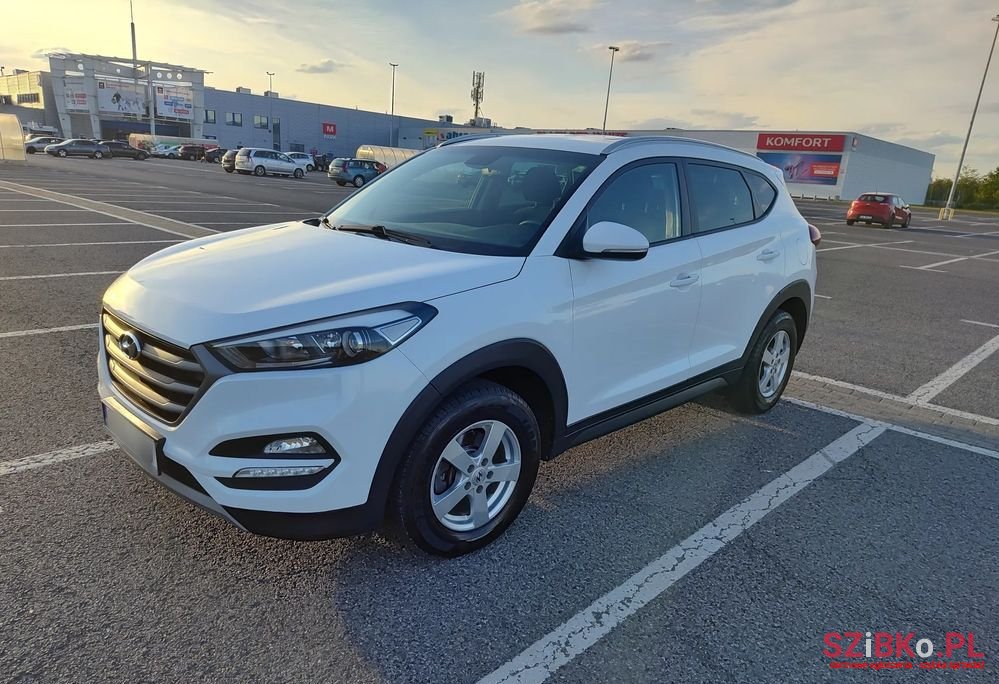 2016' Hyundai Tucson photo #2