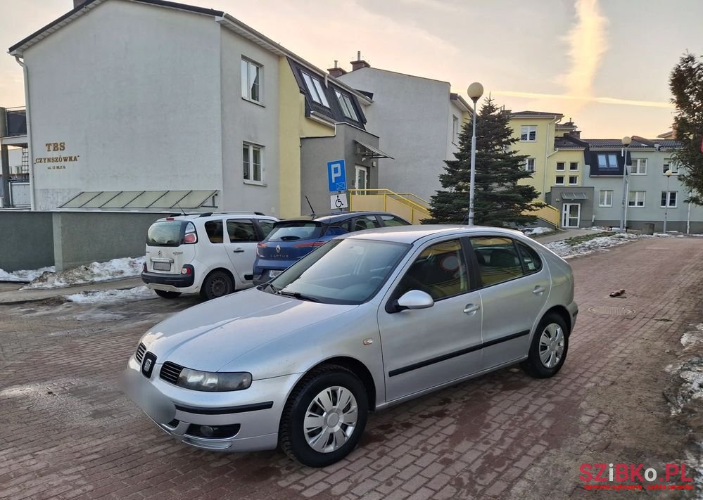 2005' SEAT Leon photo #2