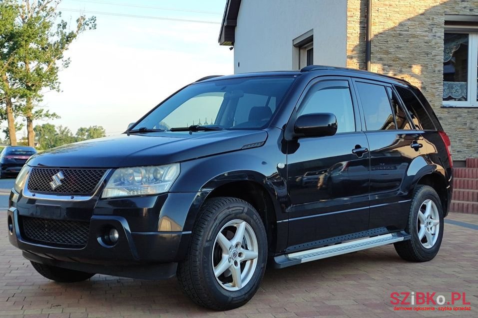 2006' Suzuki Grand Vitara photo #1
