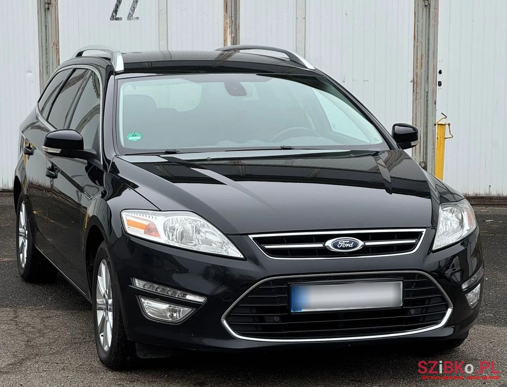 2011' Ford Mondeo photo #3