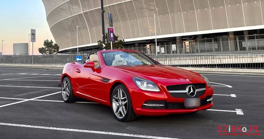 2013' Mercedes-Benz SLK photo #3