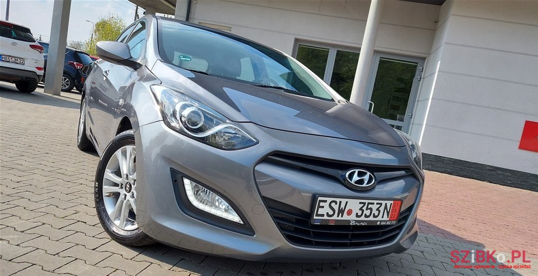 2013' Hyundai i30 photo #1