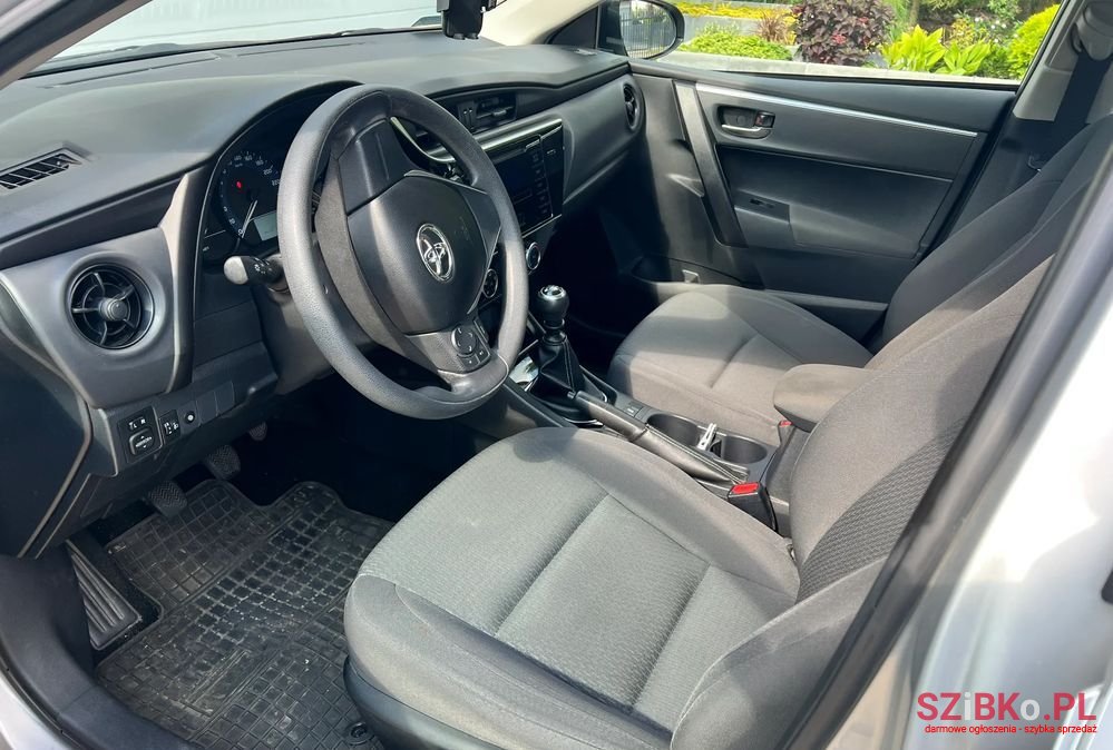 2016' Toyota Corolla 1.33 Comfort photo #3