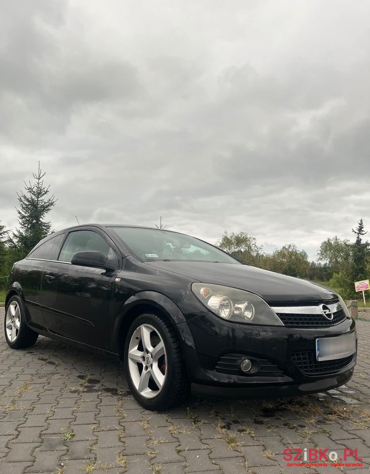 2008' Opel Astra photo #1