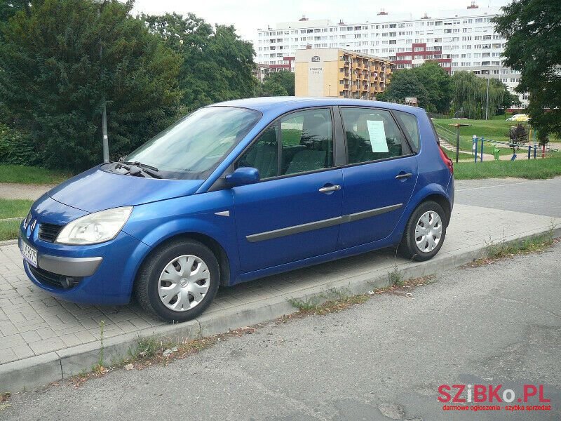 2006' Renault Scenic photo #2