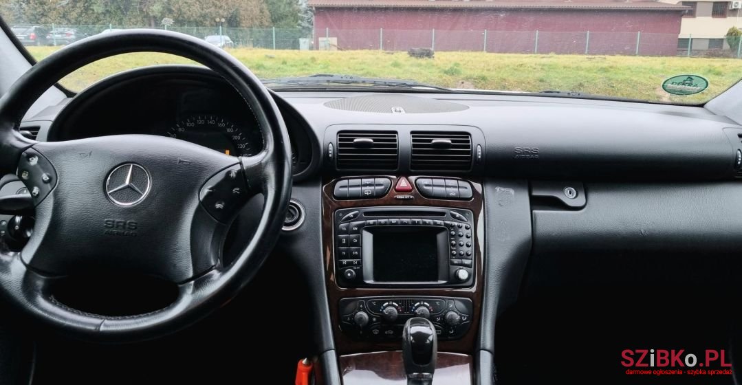 2003' Mercedes-Benz C-Class photo #6