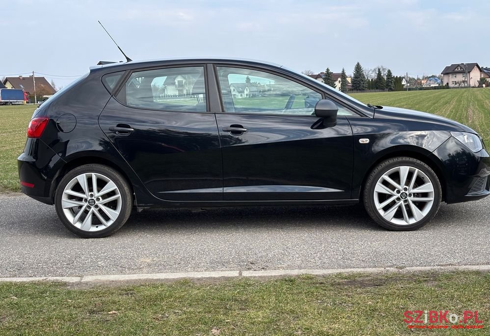 2013' SEAT Ibiza photo #3