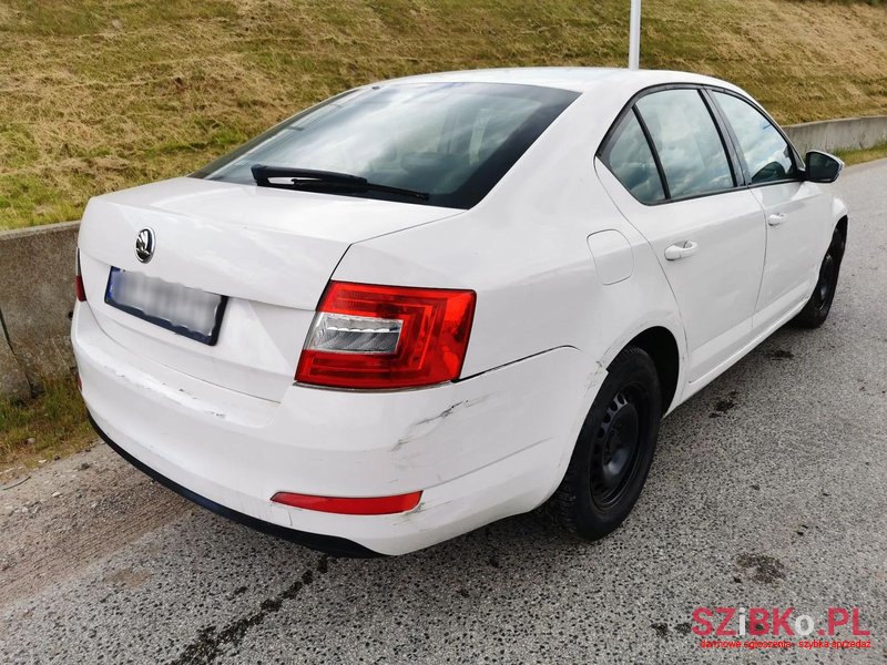 2014' Skoda Octavia photo #2