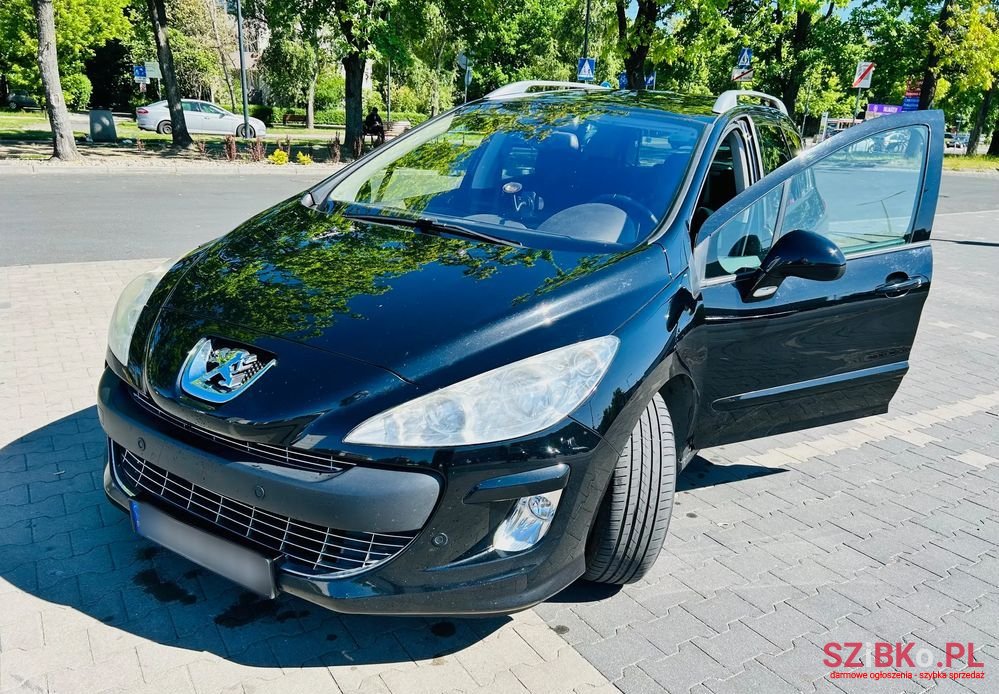 2010' Peugeot 308 photo #2