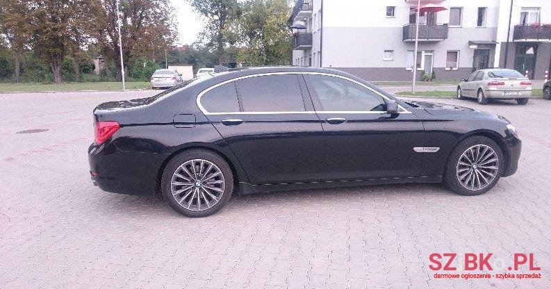 2009' BMW Seria 7 photo #2