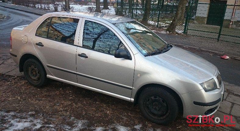 2004' Skoda Fabia photo #1