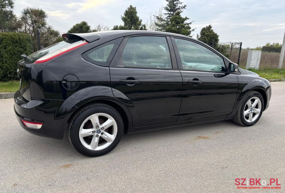 2010' Ford Focus 1.6 Ti-Vct Black Magic photo #3