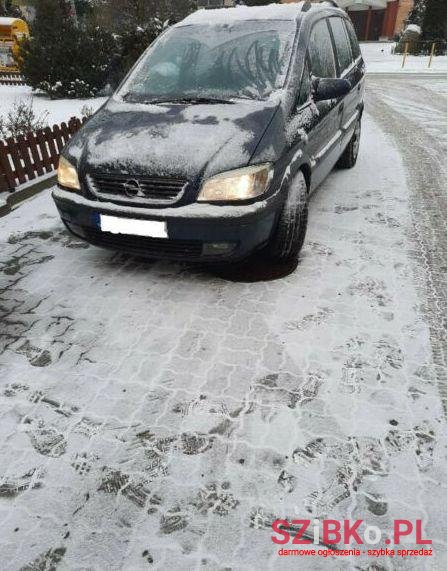 2002' Opel Zafira photo #1