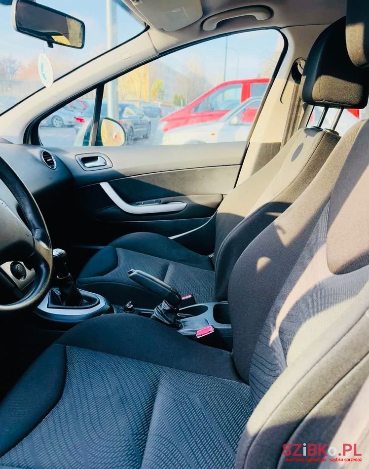 2010' Peugeot 308 photo #4