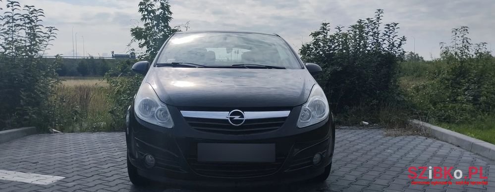 2009' Opel Corsa 1.4 16V Cosmo photo #2