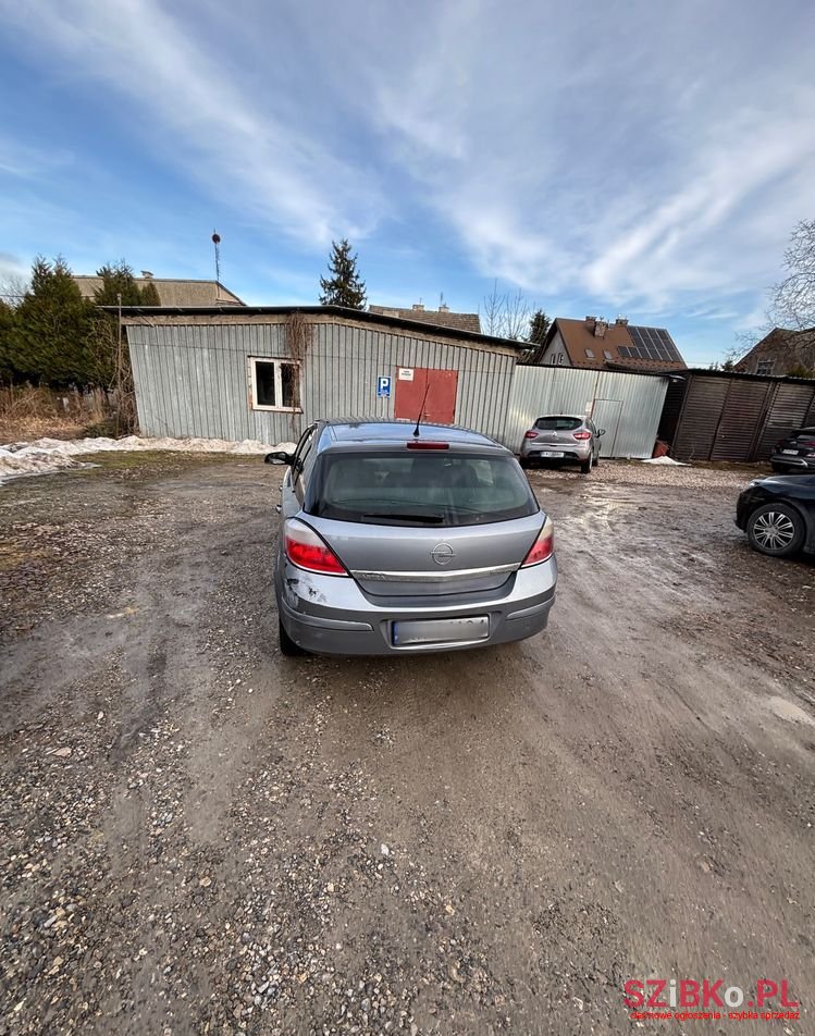 2004' Opel Astra photo #6