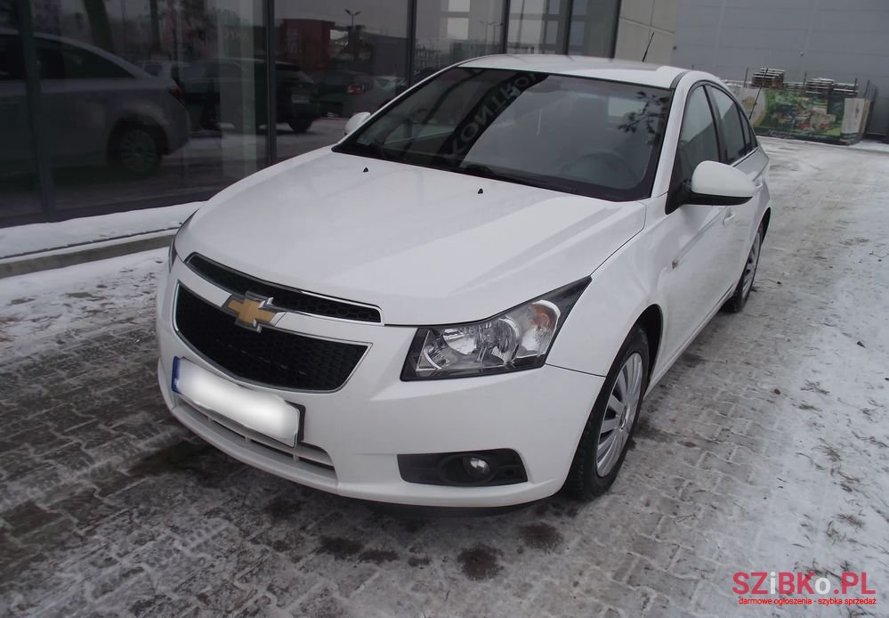 2010' Chevrolet Cruze photo #1
