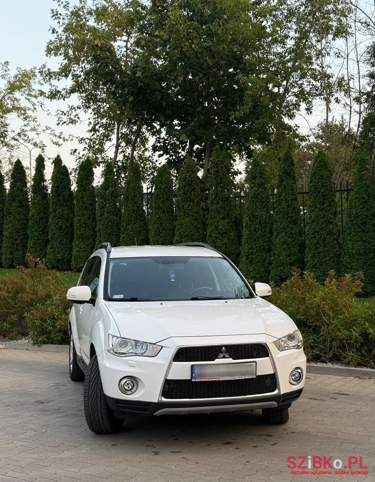 2012' Mitsubishi Outlander 2.0 Intense + 2Wd Eu5 photo #2