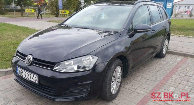 2014' Volkswagen Golf photo #1