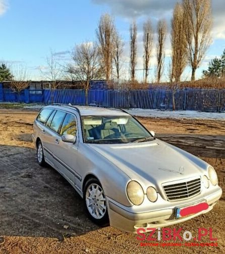 2000' Mercedes-Benz Klasa E photo #1