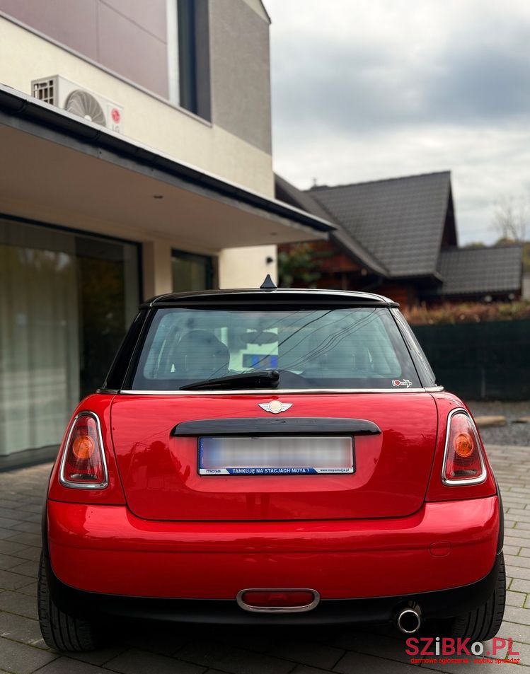 2007' MINI Cooper Standard photo #5