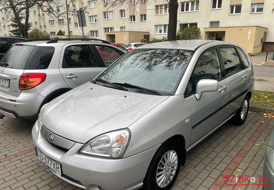 2002' Suzuki Liana photo #1