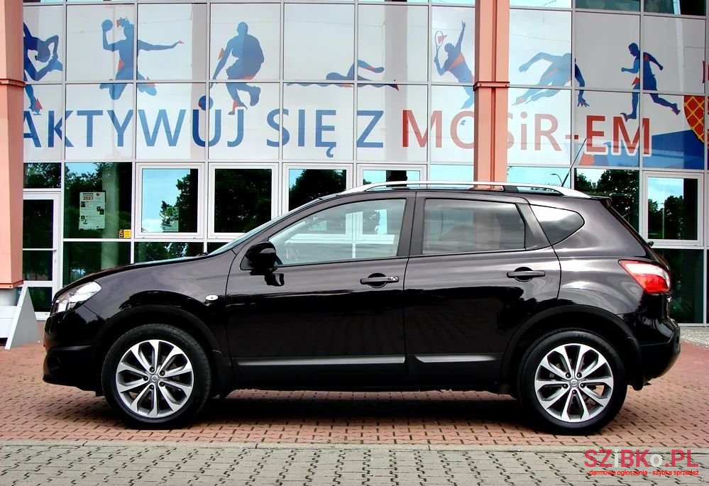 2012' Nissan Qashqai photo #2