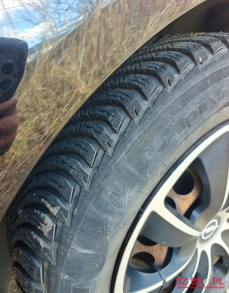 2011' Opel Corsa photo #4