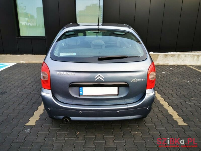 2008' Citroen Xsara Picasso photo #2