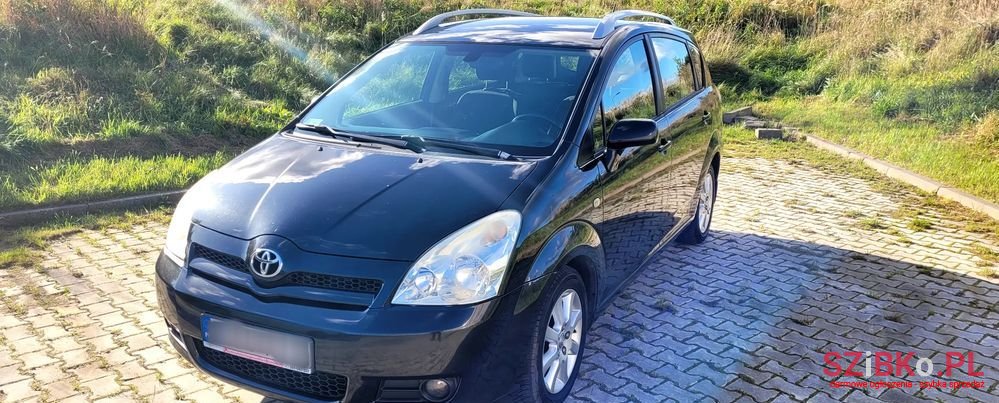 2005' Toyota Corolla Verso photo #6