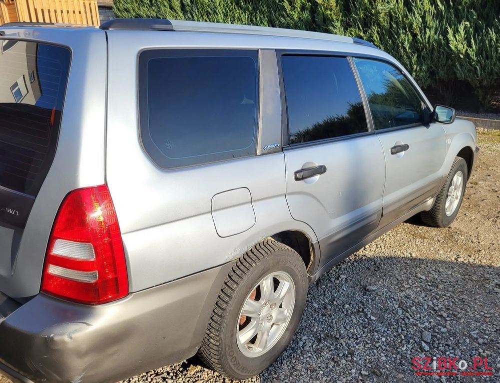 2004' Subaru Forester 2.0 X photo #5