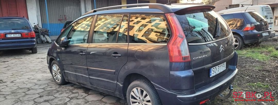 2009' Citroen C4 Grand Picasso photo #4