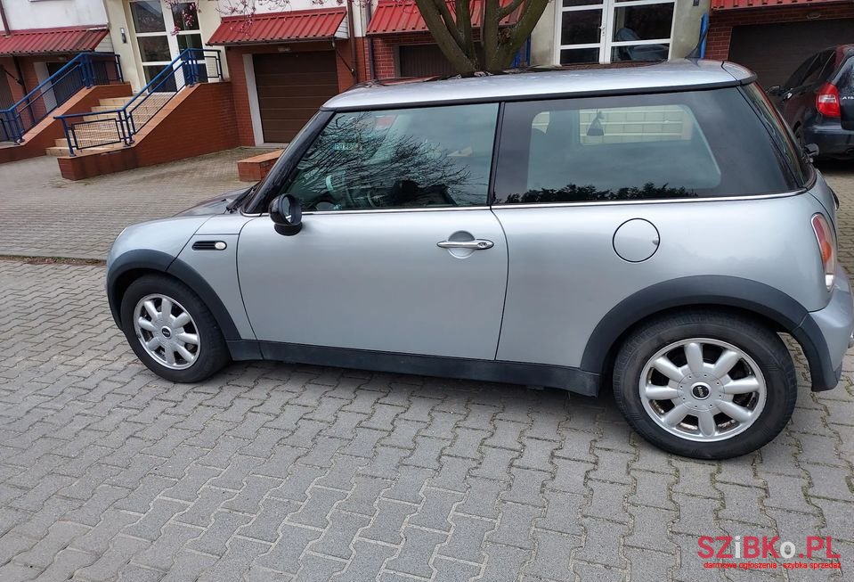 2003' MINI Cooper photo #1