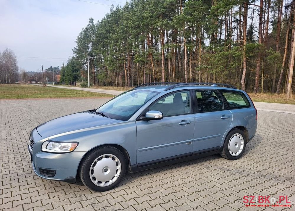 2009' Volvo V50 2.0D Kinetic photo #2