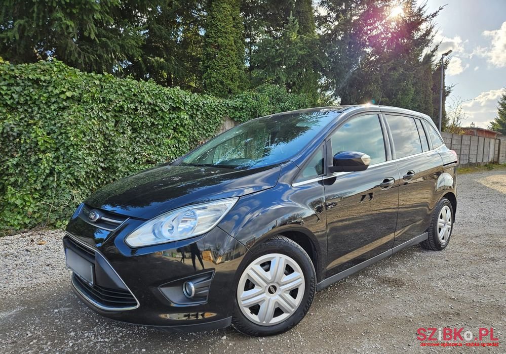 2012' Ford C-MAX photo #1
