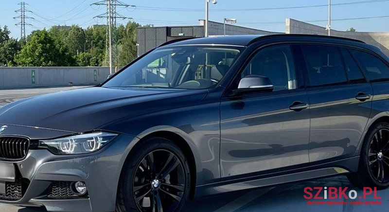2017' BMW 3 Series 335D photo #3
