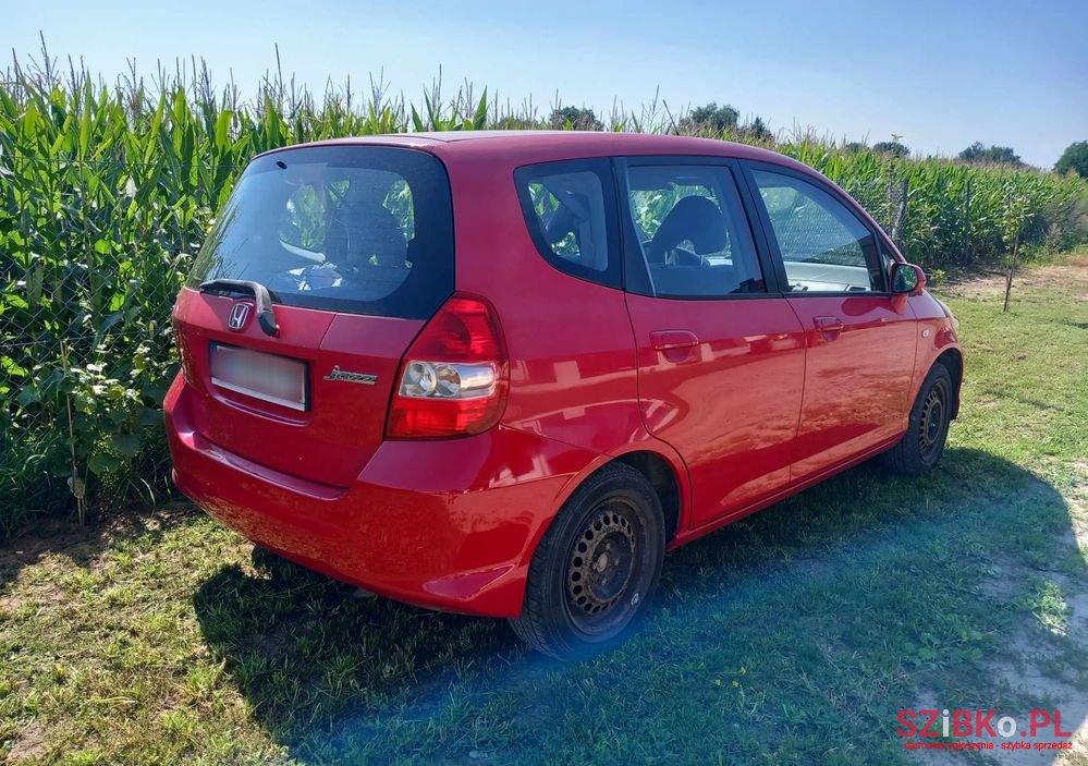 2006' Honda Jazz photo #3