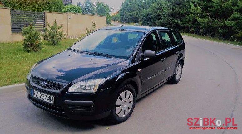 2005' Ford Focus photo #2