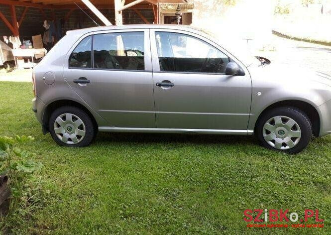 2006' Skoda Fabia photo #1