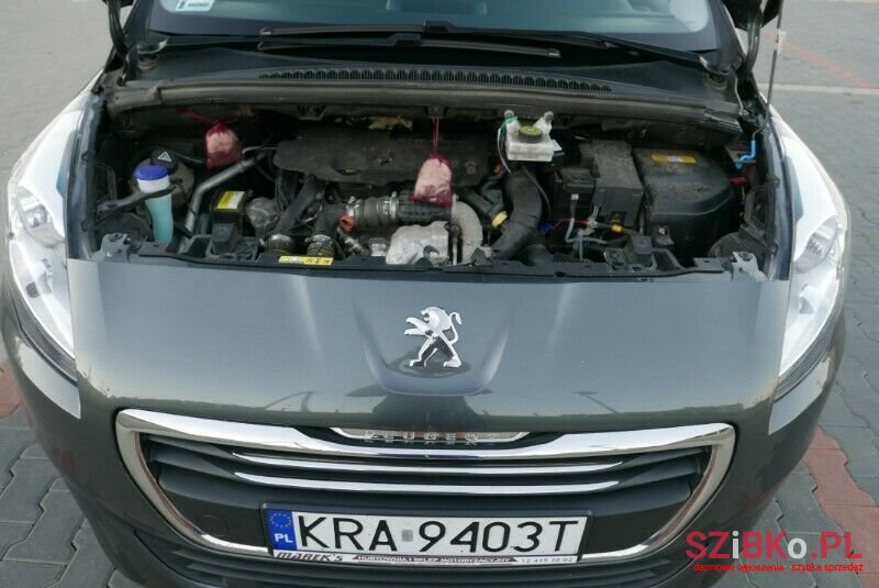 2014' Peugeot 5008 photo #5