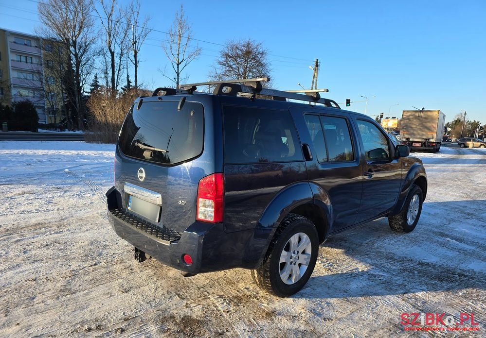 2006' Nissan Pathfinder 2.5 Dci Comfort photo #3