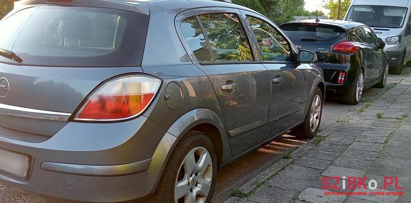 2006' Opel Astra 1.7 Cdti Elegance photo #3