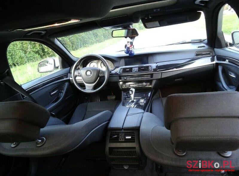 2011' BMW Seria 5 photo #3