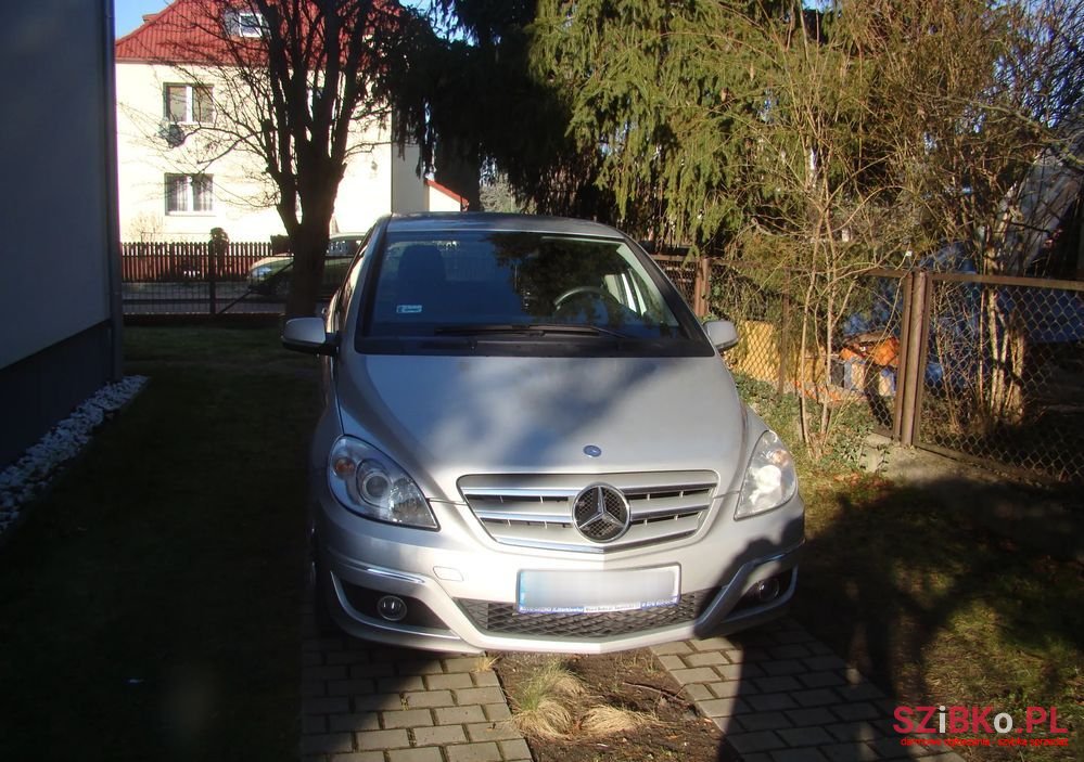 2009' Mercedes-Benz B-Class 170 photo #2