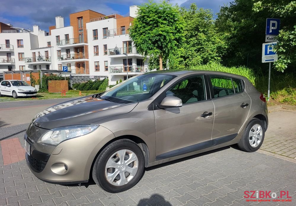 2009' Renault Megane photo #3