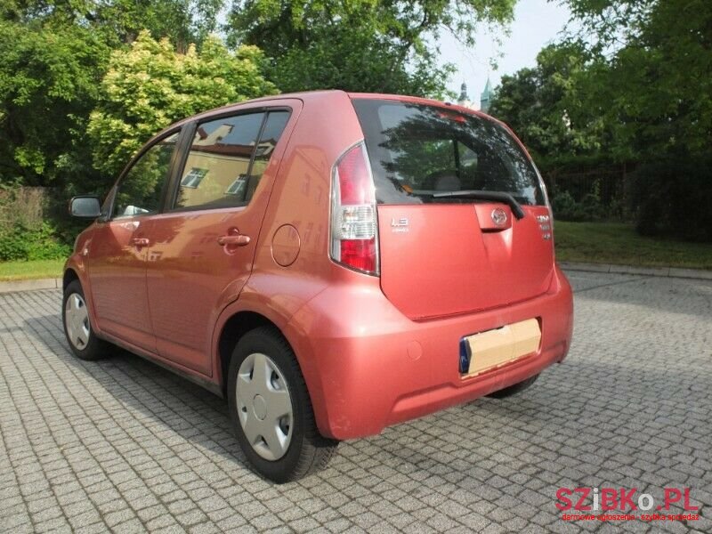 2006' Toyota Yaris photo #3